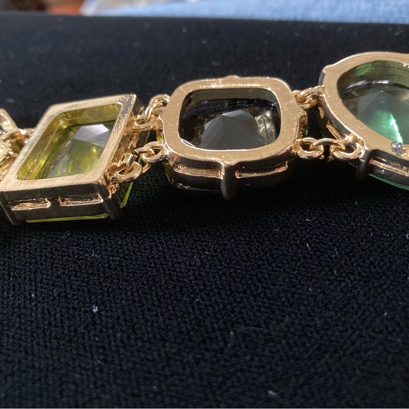 Multi-stone wide link bracelet GP over base-metal 16 assorted stones 7”x1 3/4” - Picture 8 of 10